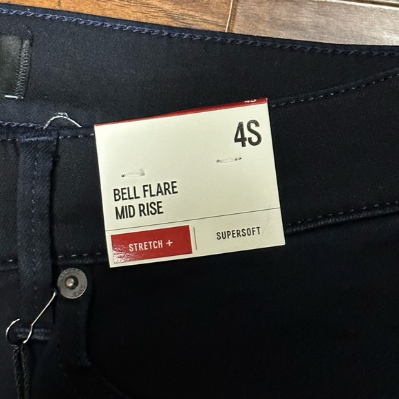 ✨Express MidRise Stretch Supersoft Bell Flare Jean NWT - Picture 5 of 12